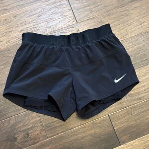 Nike Women's Black Athletic Shorts w/ Built-In Spandex  Size Small